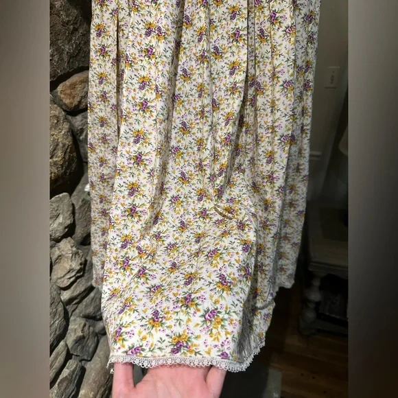 Vintage Handmade Floral Midi Dress with Purple Accents - Picture 8 of 11